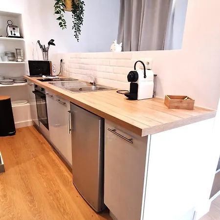 Les Bons Enfants 9 *